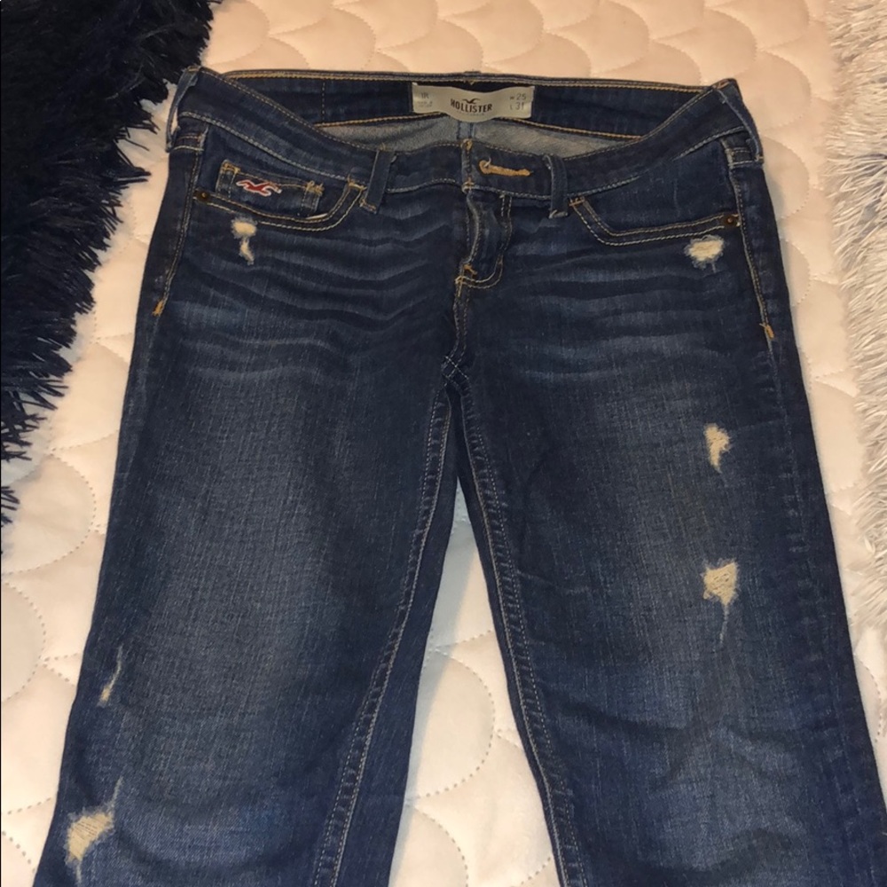 1R hollister jeans